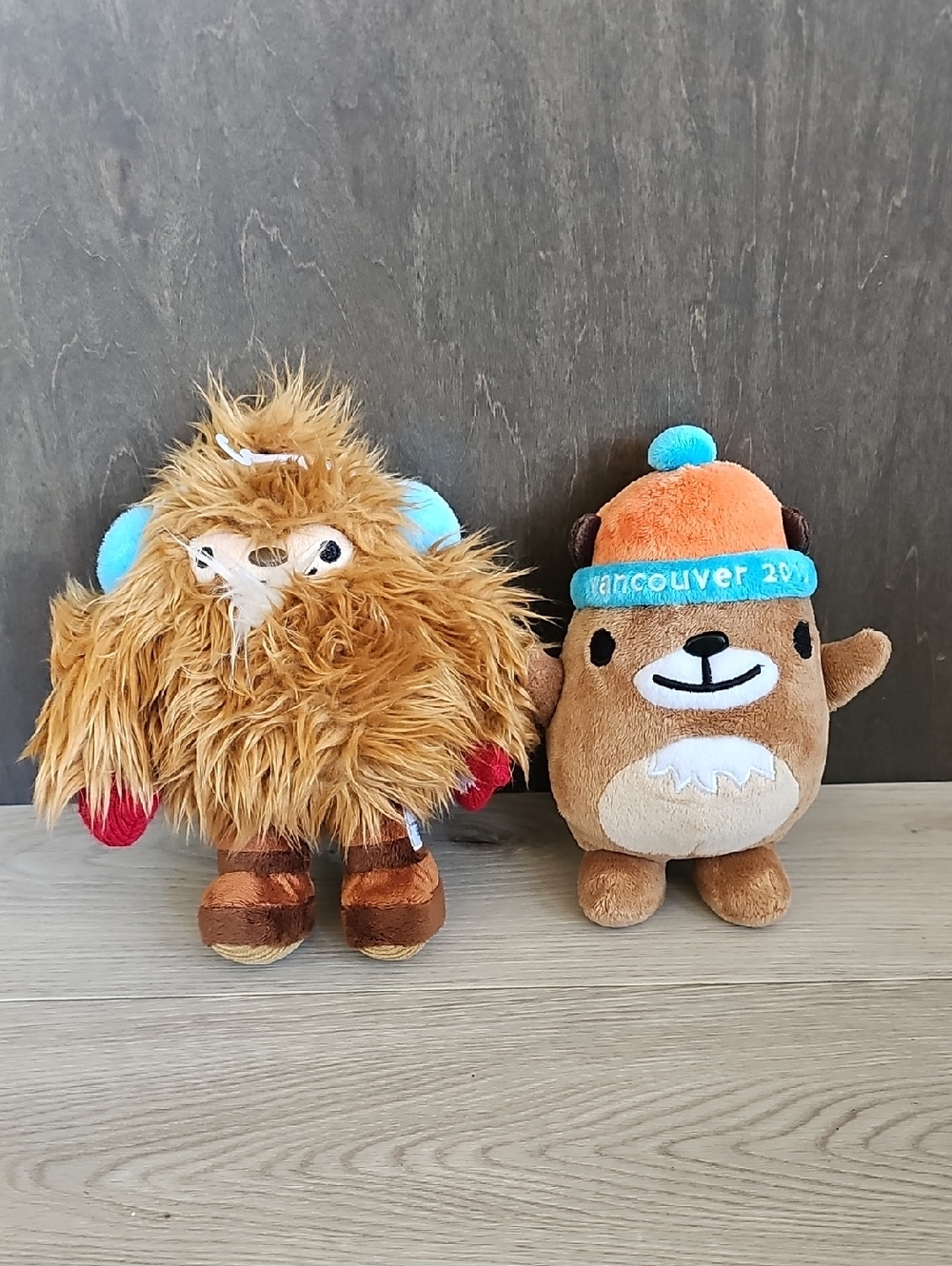 Vancouver 2010 Olympics Mascots Quatchi Sasquatch & Mukmuk Beaver Plush